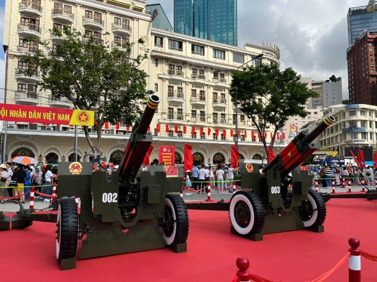 luuniembenbachdang_3.jpg (170 KB)