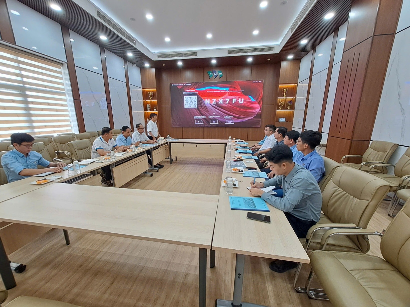 hochoiphumy_3.jpg (479 KB)