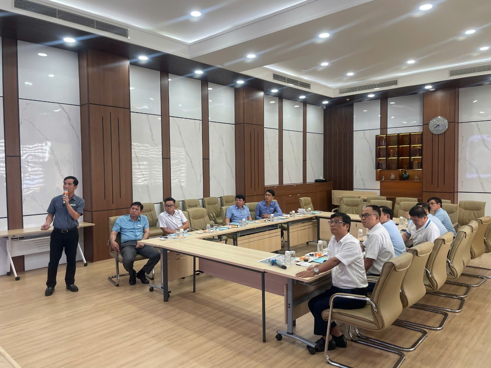 hochoiphumy_7.jpg (444 KB)